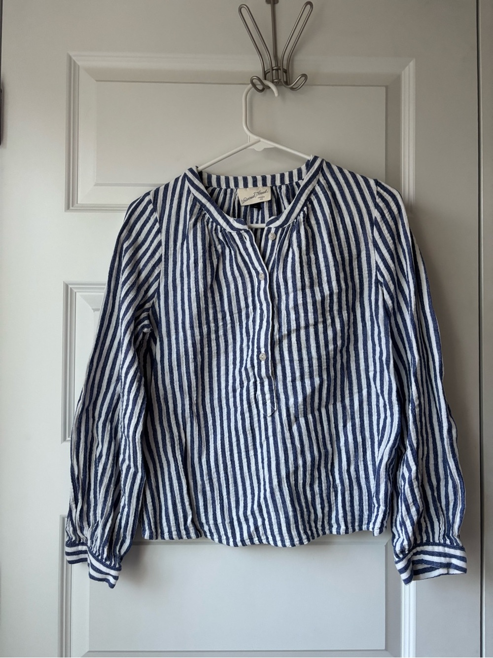 Universal Thread Blue & White Striped Long-Sleeve Henley Top